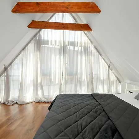 Gran & Marina Podzamcze By Renters Apartment *