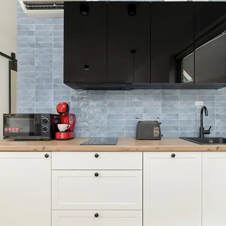 Gran & Marina Podzamcze By Renters Apartment *
