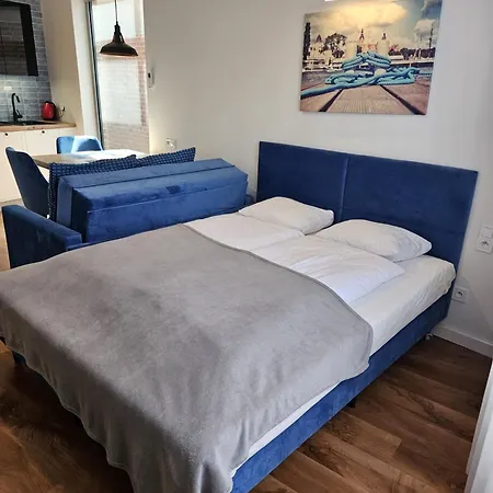Gran & Marina Podzamcze By Renters Apartman *