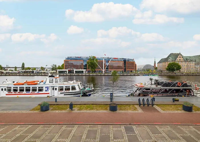 Gran & Marina Podzamcze By Renters